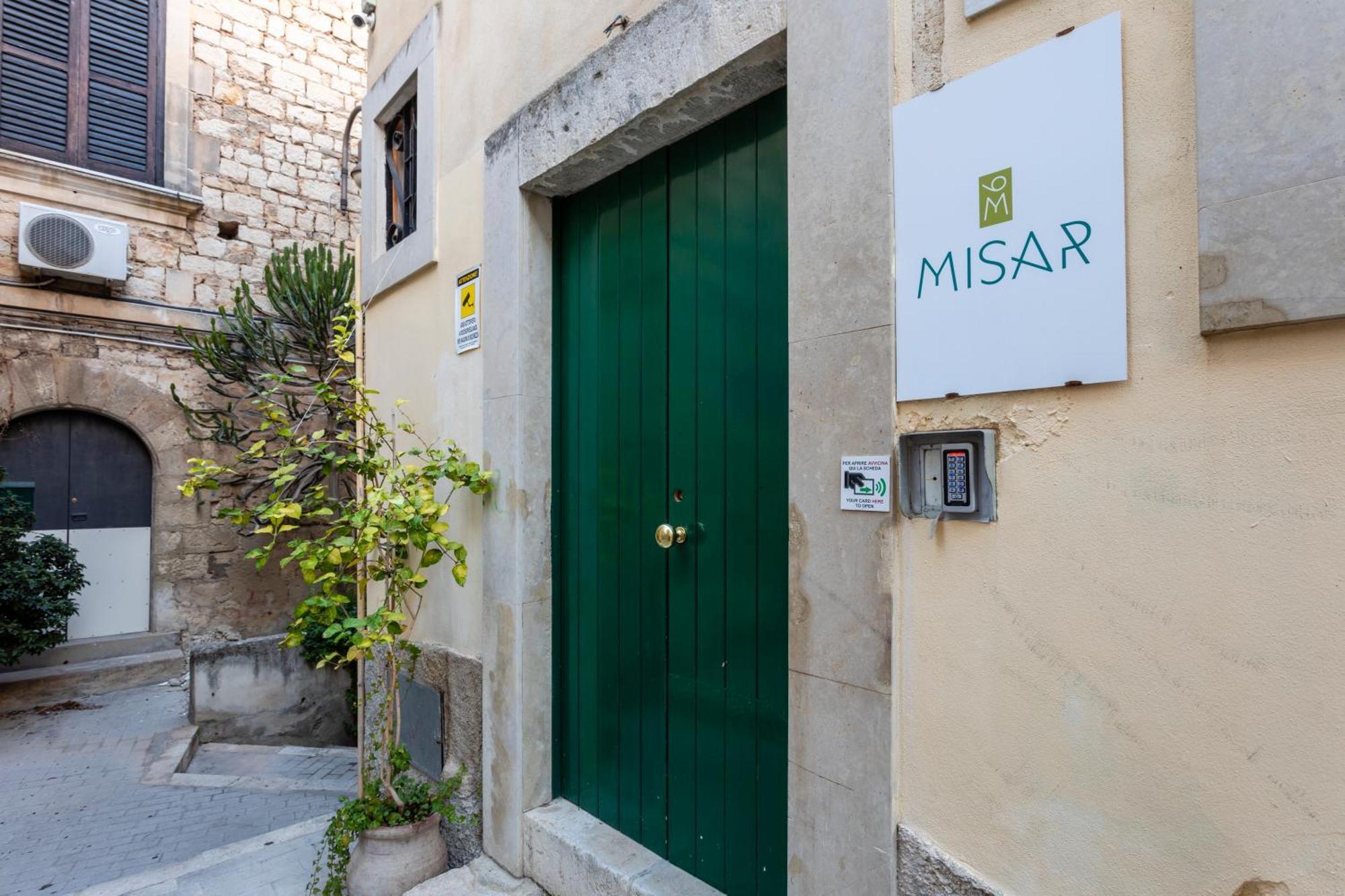 Misar-36 Hotel Modica Eksteriør billede